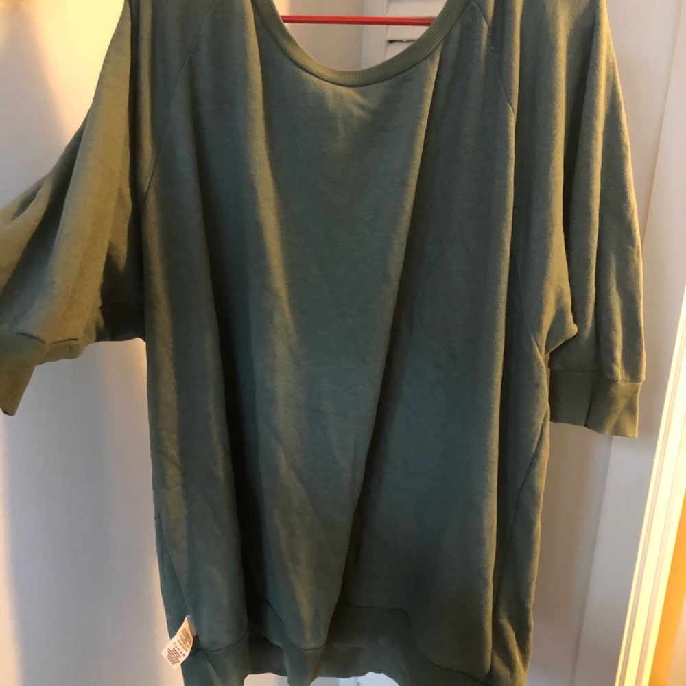 Free People green sweatshirt